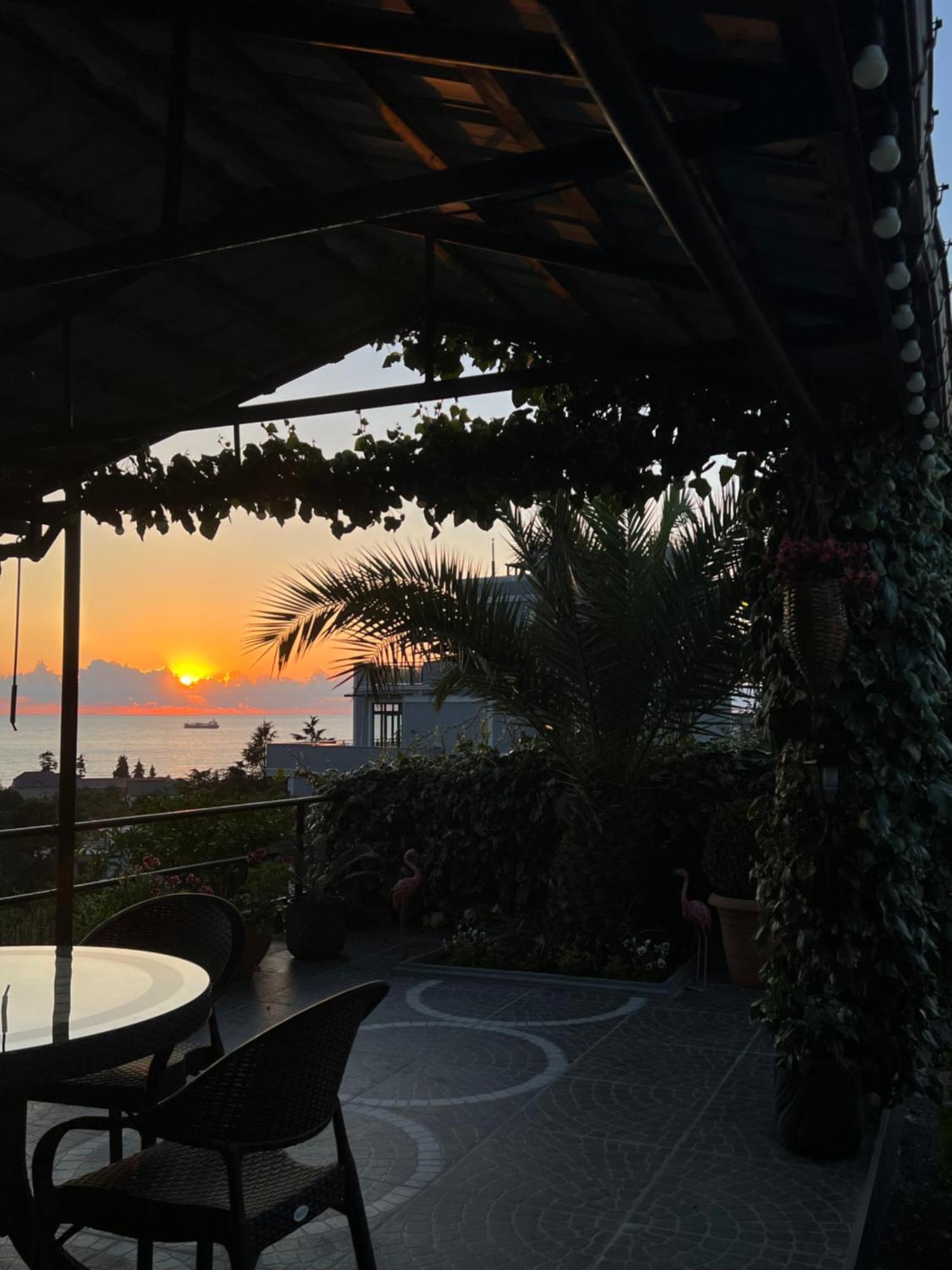 Kemeni Garden Batumi Exterior foto